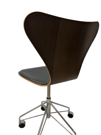 3117 syver Kontorstol af Arne Jacobsen (brugt) - Image 2