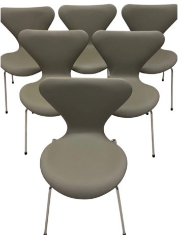 6. stk Arne Jacobsen 3107 Syverstole – Fuldpolstret i Grå Classic semi-Anilin. - Image 5