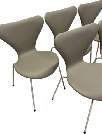 6. stk Arne Jacobsen 3107 Syverstole – Fuldpolstret i Grå Classic semi-Anilin. - Image 3