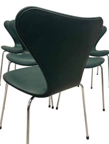 6 stk. Syverstole 3107 – Nypolstret i Pure Anilin Grøn | Arne Jacobsen & Fritz Hansen - Image 2
