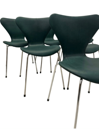 6 stk. Syverstole 3107 – Nypolstret i Pure Anilin Grøn | Arne Jacobsen & Fritz Hansen - Image 3