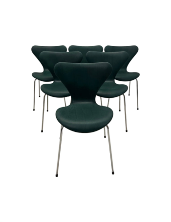 6 stk. Syverstole 3107 – Nypolstret i Pure Anilin Grøn | Arne Jacobsen & Fritz Hansen