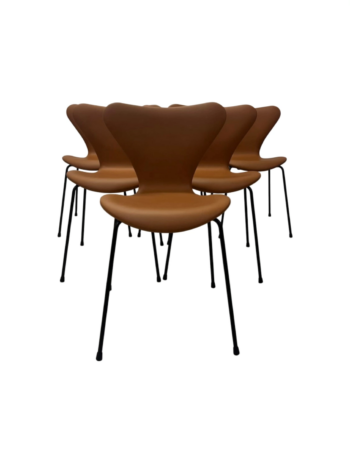 6. stk Arne Jacobsen Syverstole 3107 – Nypolstrede i Cognac Soft Læder | Fritz Hansen - Image 3