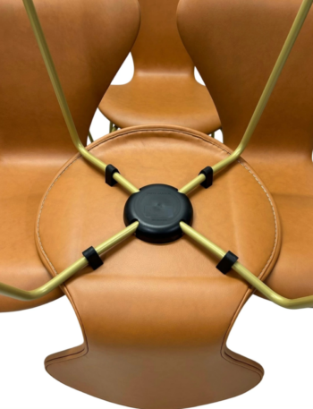 6 stk. Syverstole 3107 Serie 7, Fuldpolstret i Cognac Soft Semi-Anilin – Designet af Arne Jacobsen - Image 2