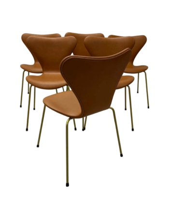6 stk. Syverstole 3107 Serie 7, Fuldpolstret i Cognac Soft Semi-Anilin – Designet af Arne Jacobsen - Image 3