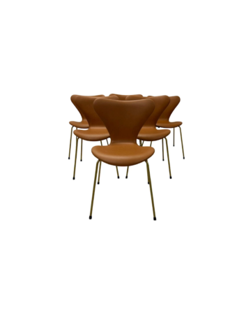 6 stk. Syverstole 3107 Serie 7, Fuldpolstret i Cognac Soft Semi-Anilin – Designet af Arne Jacobsen - Image 6