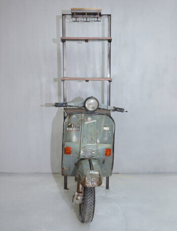 Bar-reol med scooterfront - Image 2
