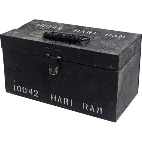 Gamle metalkasser fra Air India