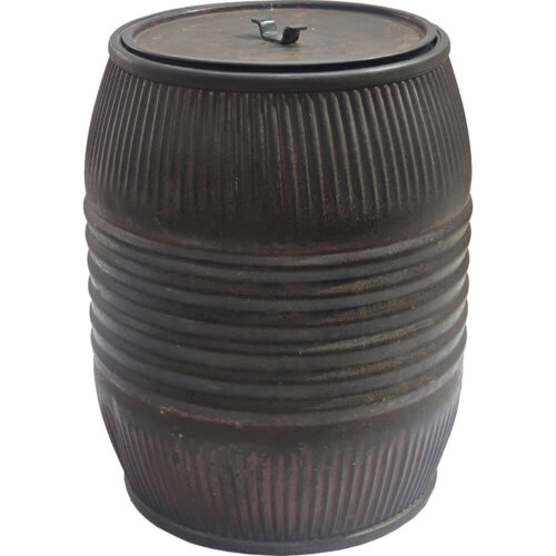 Mørk gammel jerntønde