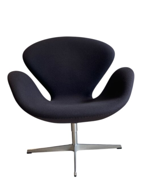 Arne Jacobsen Svanen stol – polstret i Divina 3 (brugt)