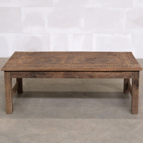 Sofabord af gammel detaljeret dør