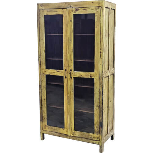 Gult skab med glaslåger