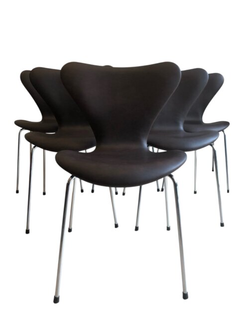6. Stk Arne Jacobsen Syverstole 3107 - nypolstrede i Latino mokka anilin læder - Fritz Hansen