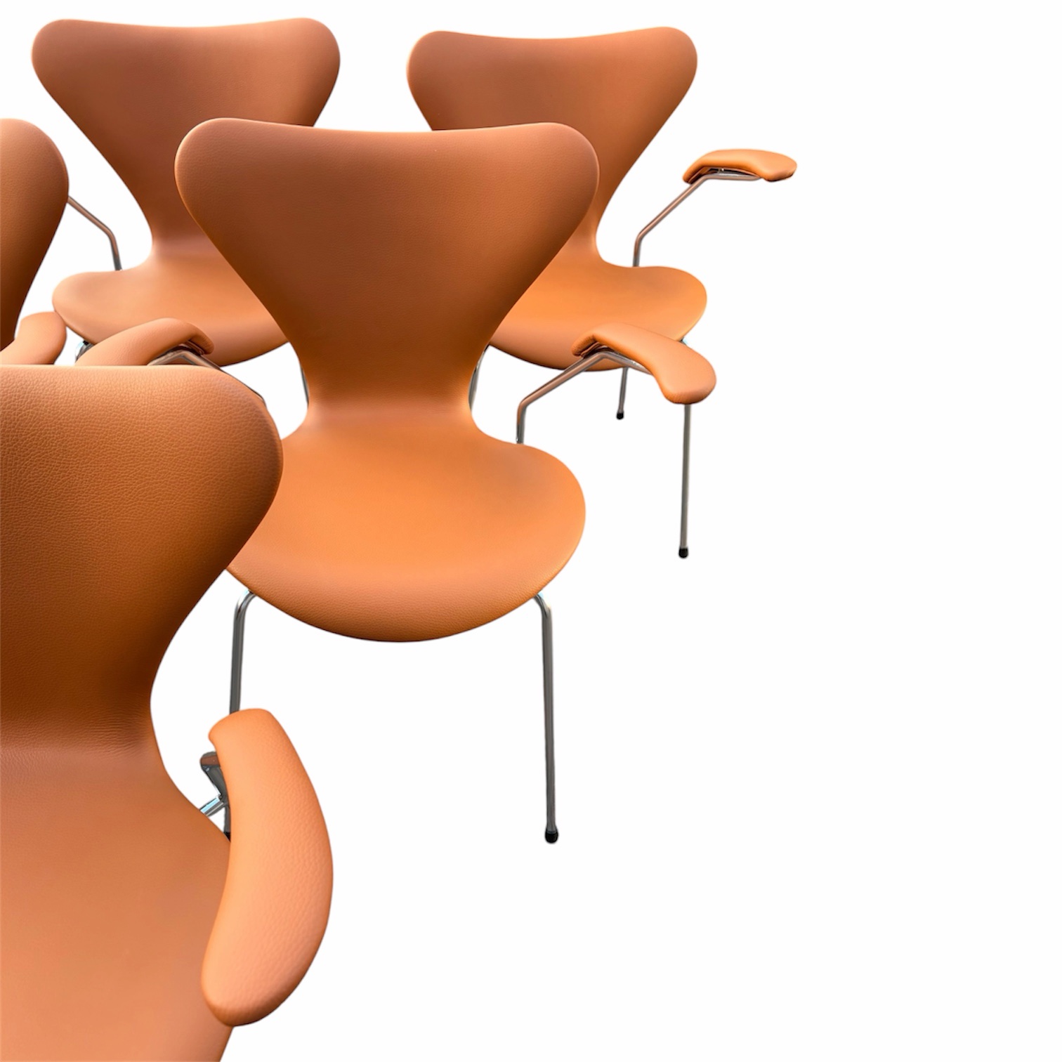 6. stk FH 3207 syver armstole af Arne Jacobsen, Nypolstrede i Classic Cognac Semi-Anilin – Fritz Hansen - Billede 2